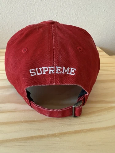 Chapeau Supreme S Logo Pigment Rouge