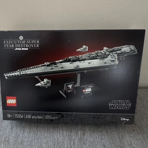LEGO Star Wars Executor Super Star Destroyer 75356 Complete Set 630 Pieces