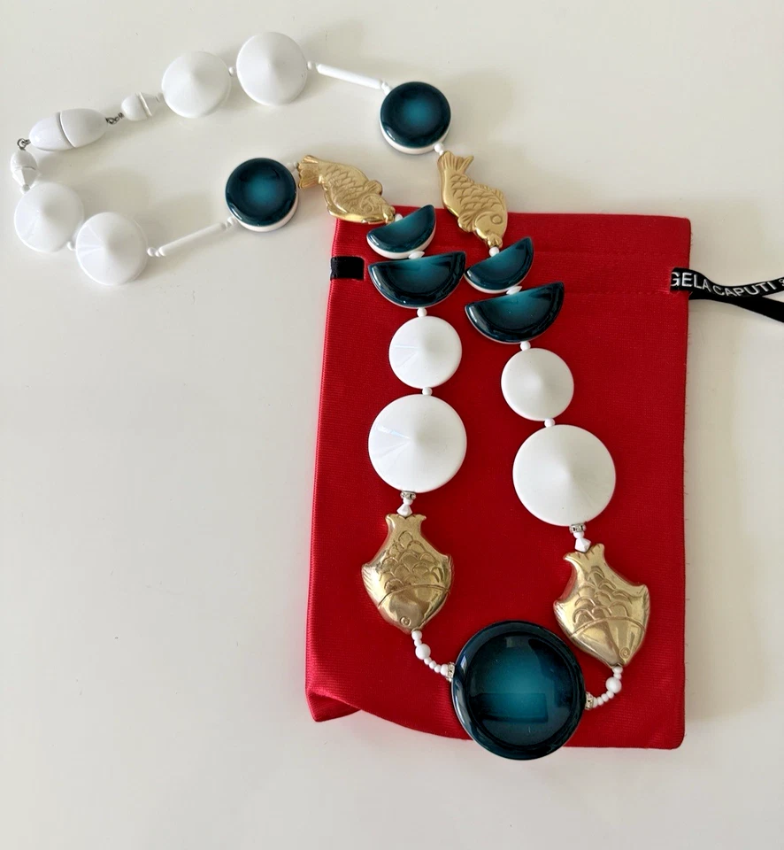 Collar Largo ANGELA CAPUTI Discos Oceanos Cuentas Resina Pez, Dorado/Azul/Blanco Foto 3 de 4