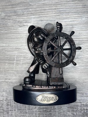 New DCL Disney Cruise Line DisneyMagic Captain Mickey Mouse BRONZE Atrium STATUE