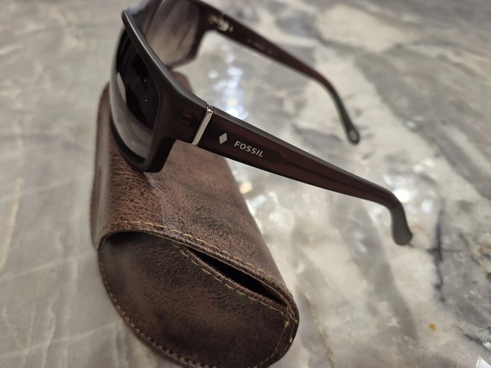 Gafas de sol y estuche Fossil Fos 3036/S 01x7 B1 Foto 2 de 4