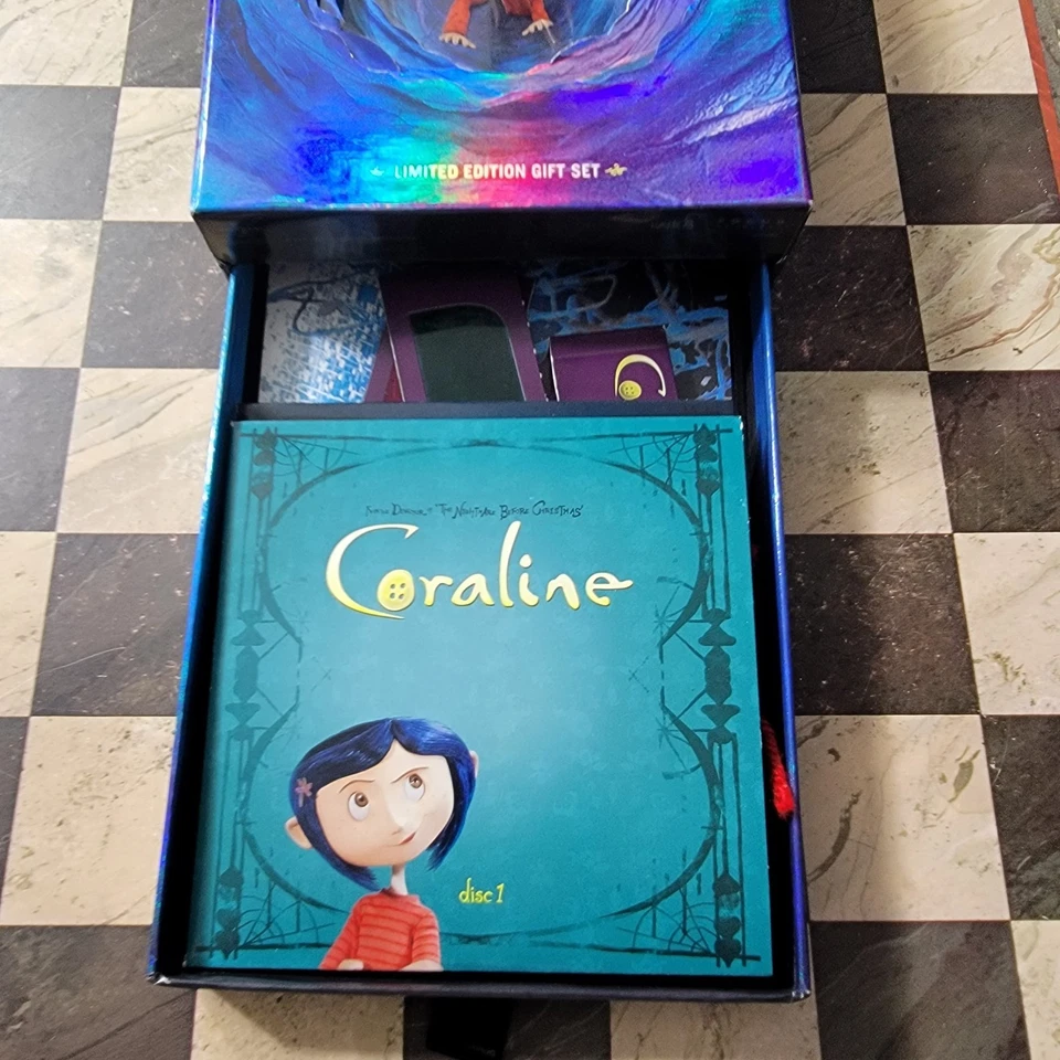 Coraline DVD 2009 2-дисковый набор подарочный набор включает цифровую копию с 3D очки читать - Изображение 4 из 4