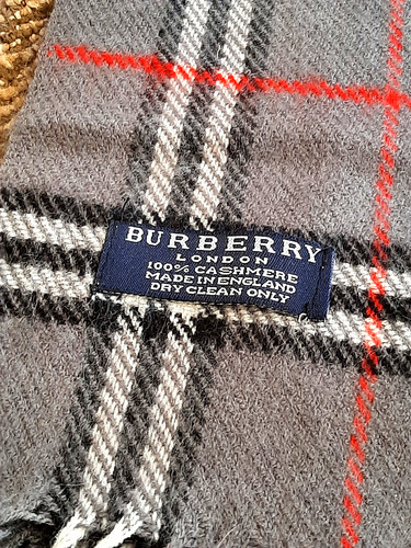 Burberry London Grey Cashmere Scarf NOVA CHECK Tartan - Made In England