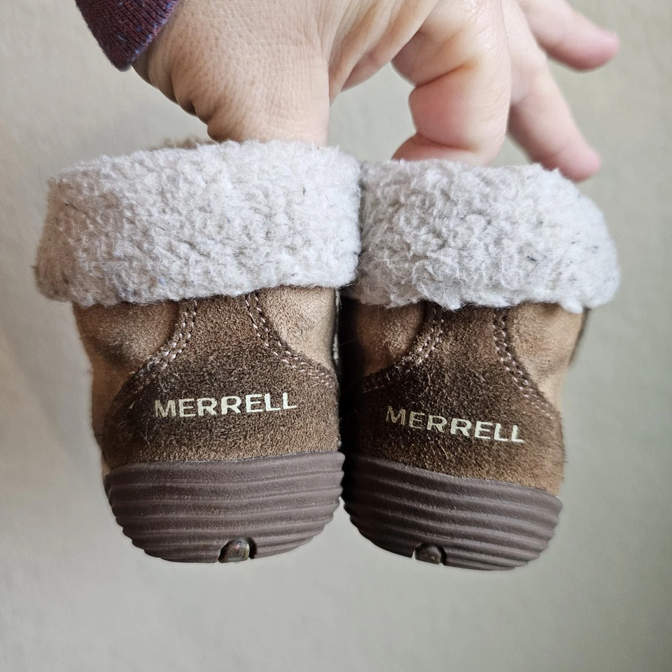 Merrell Bare Steps Jr. Bota US 7 Niño Pequeño En Gamuza Castaño, Cierre de Gancho y Lazo Foto 4 de 4