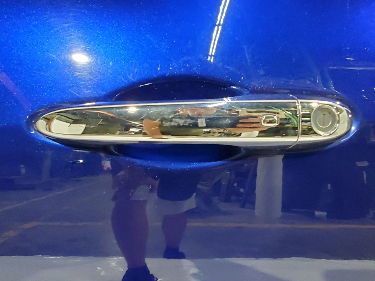 2017 Maserati Levante OEM 406 Blue Emozione Front Left Door