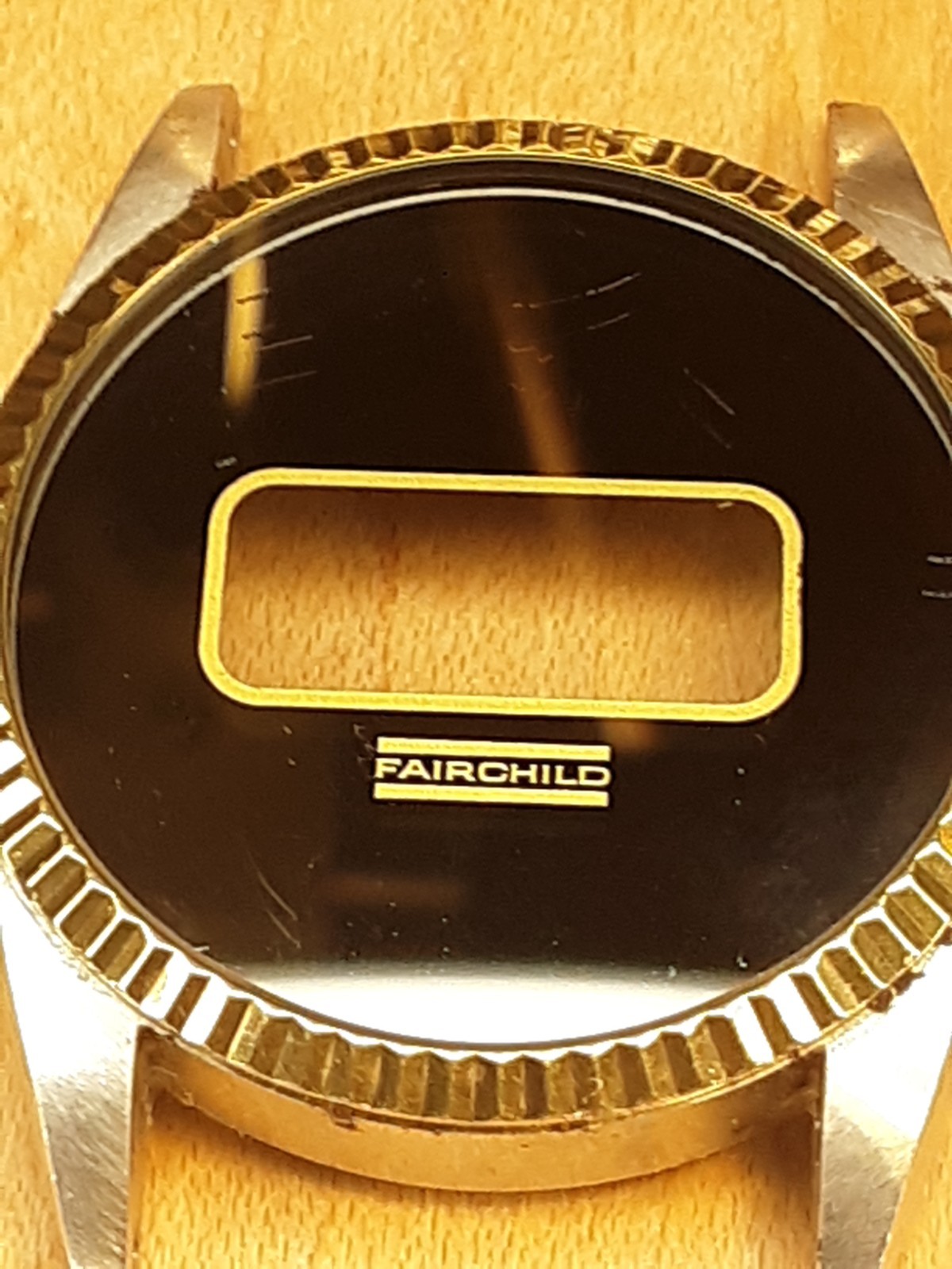 fairchiled quartz watch case - image 2