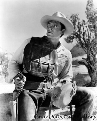 Actor Clint Walker as Yellowstone Kelly #3 - Vintage Celebrity Print