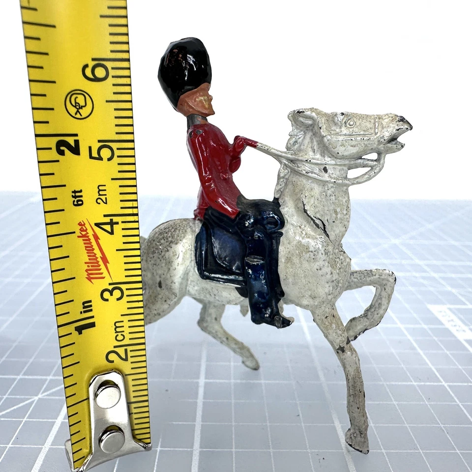 Figura Miniatura Militar Montada Guardia Real Británica Soldado Crescent Toys Foto 4 de 4