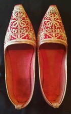 Vintage Handmade Shoes Elegant Oriental For Wear/Costume Or Decor Size 8, Worn