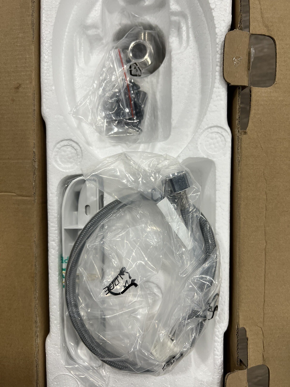 Moen Hands Free Digital Electronic Bidet Toilet Seat EB2000R EB2000R