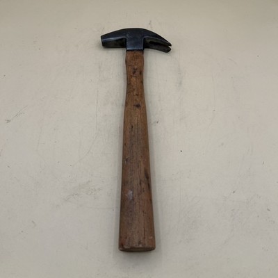 Vtg Diamond  Farrier horseshoe Hammer.  1 lb.7 oz.  Has diamond shape on head.  