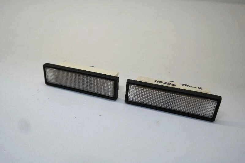 2002 Chevrolet Corvette Trunk Lights X2  - Image 3 of 4