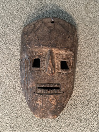 Vintage ~ Hand Carved Wood Mask ~ African DR Congo? Kumu / Komo?