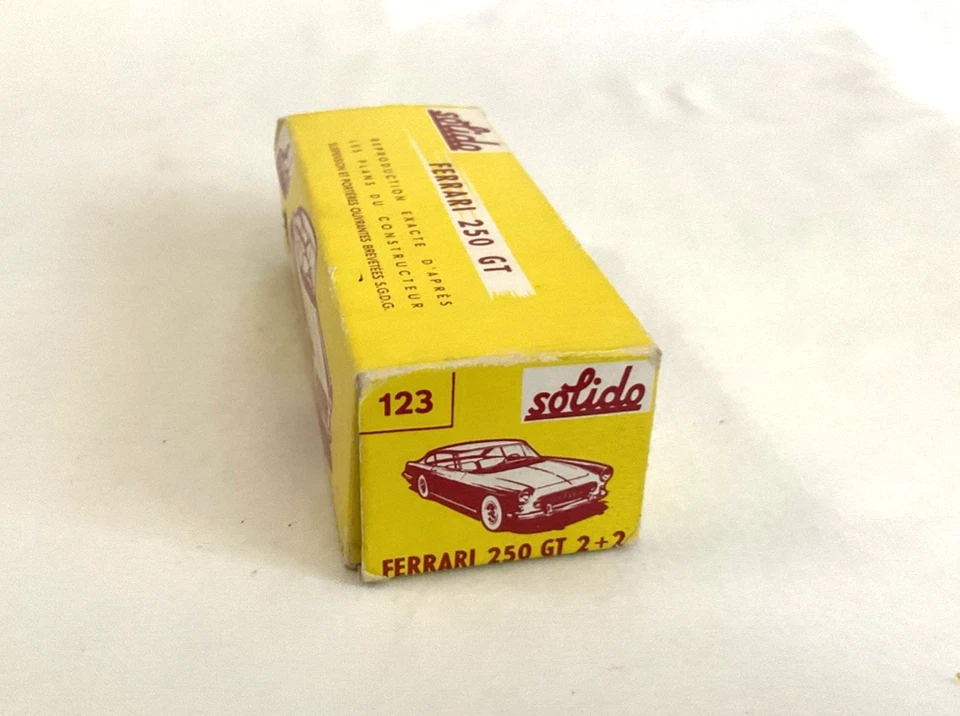 De colección Solido 123: Ferrari 250 GT 2+2 *MNM* Estado. Caja original, ¡NUEVA EN CAJA! Foto 3 de 4