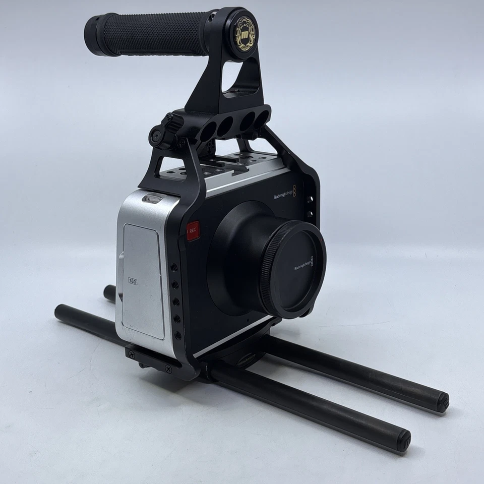 Blackmagic Design Cinema Camera BMCC 2.5K EF w/ 480gb SSD & Rod Support - TESTED - Image 3 of 4