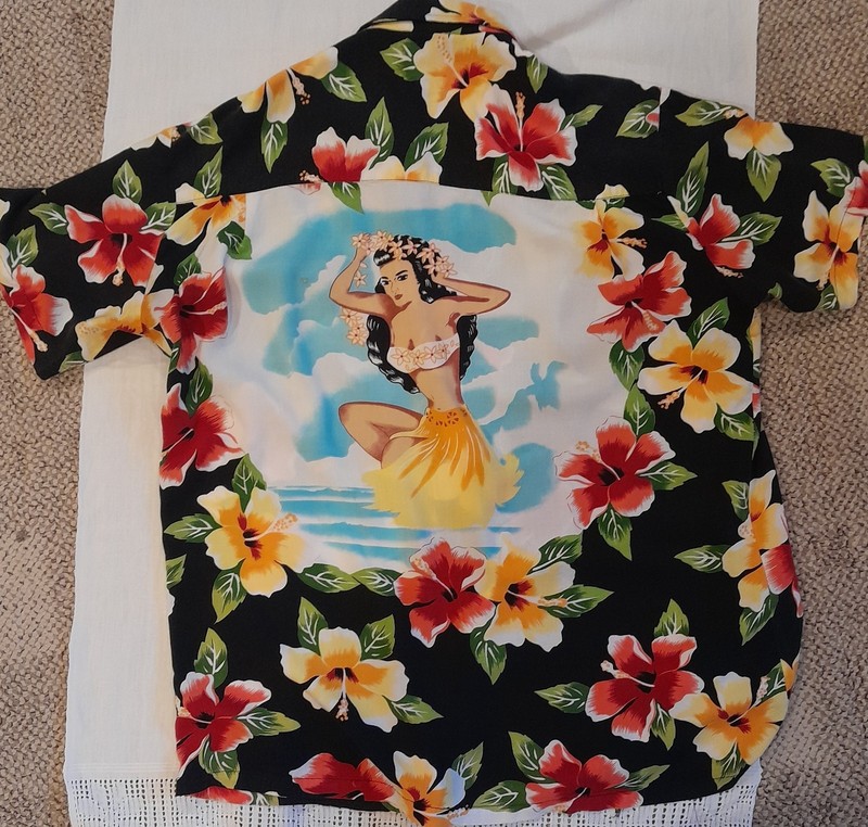 Vtg. Kennington Mens Hawaiian Shirt Hibiscus & beautiful Lady Graphics XL Rayon