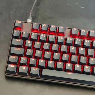 SteelSeries Apex Pro TKL 2023 - Mechanische Gaming-Tastatur - QWERTZ-Layout