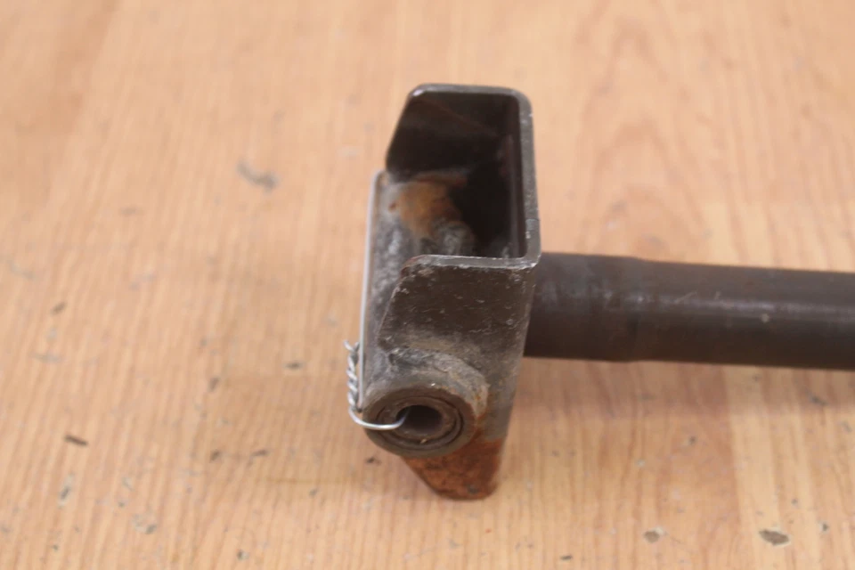 1997 年 YAMAHA VMAX 700 SX 左或右主轴/指关节 — 第 2/4 张图片