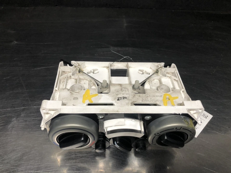 Suzuki Aerio 2003-2004 calor aire acondicionado temperatura climatización defecto* Foto 3 de 4