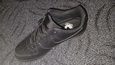 Nike Air Force 1 Low Top Herren Sportschuhe Sneaker Schwarz EU 41 US 15
