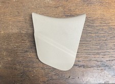 2014-2020 Jeep Grand Cherokee Seat Track-shield Lt Side Lh Oem 1gs47trmad 2014-2020 Jeep Grand Cherokee Seat Track-shield Lt Side Lh Oem 1gs47trmad