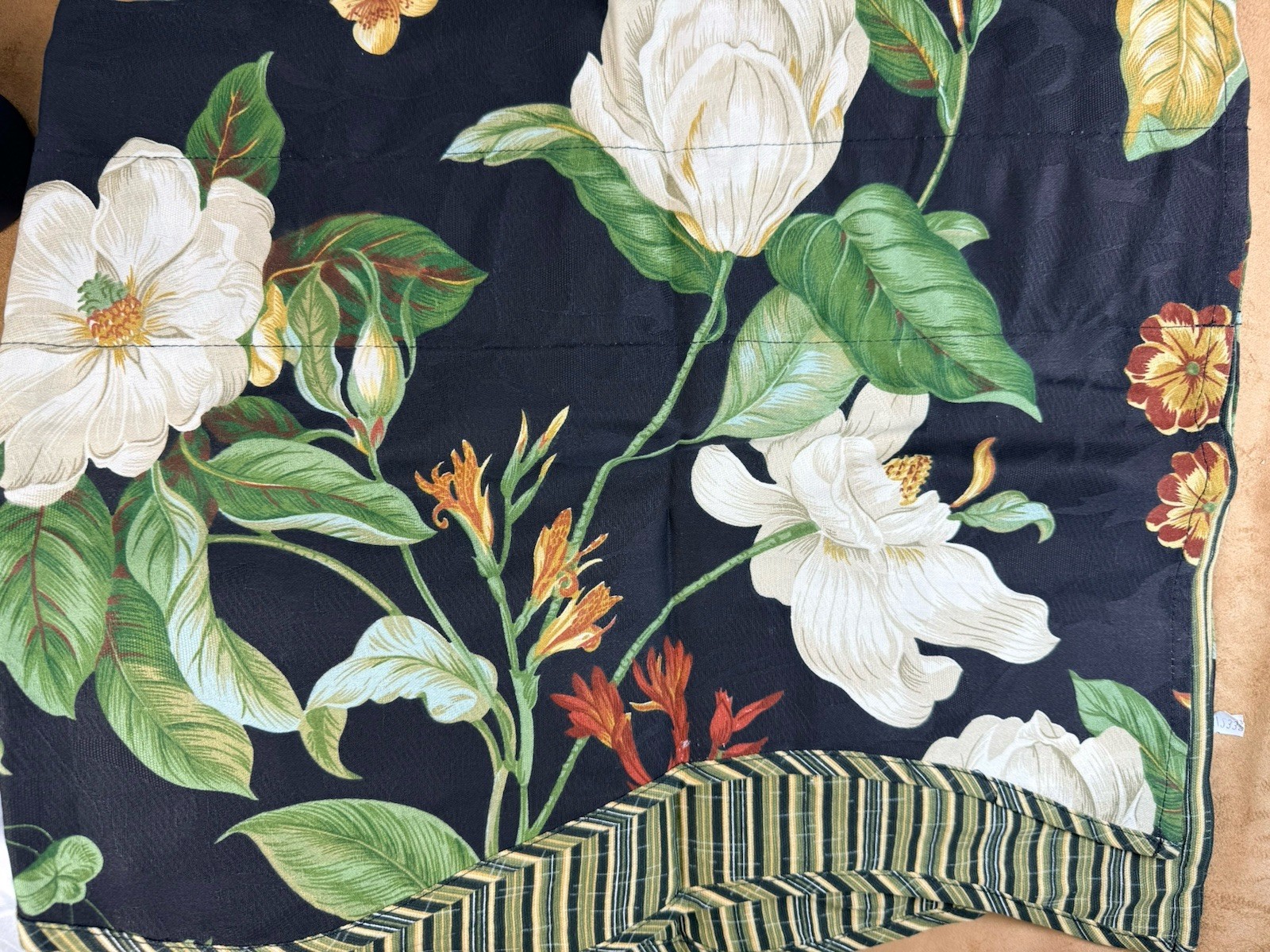 WAVERLY Fairfield Valance Nassau Vine Porcelain 14 x 78” Black Green Floral New