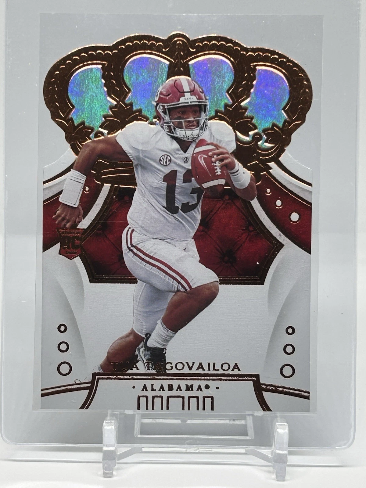 Tua Tagovailoa Panini Chronicles Draft Picks Crown Royale #93 Gold