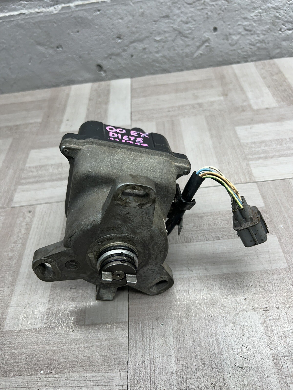 1999 2000 Honda Civic Ignition Distributor TD74U D16Y7 D16Y8 OEM Acura