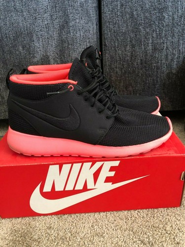 Nike Rosherun mid atomic red