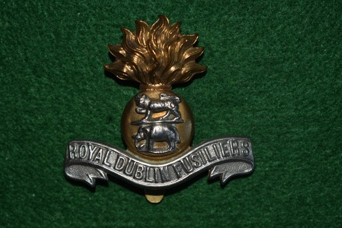 The Royal Dublin Fusiliers WW1 Cap badge - Picture 1 of 3