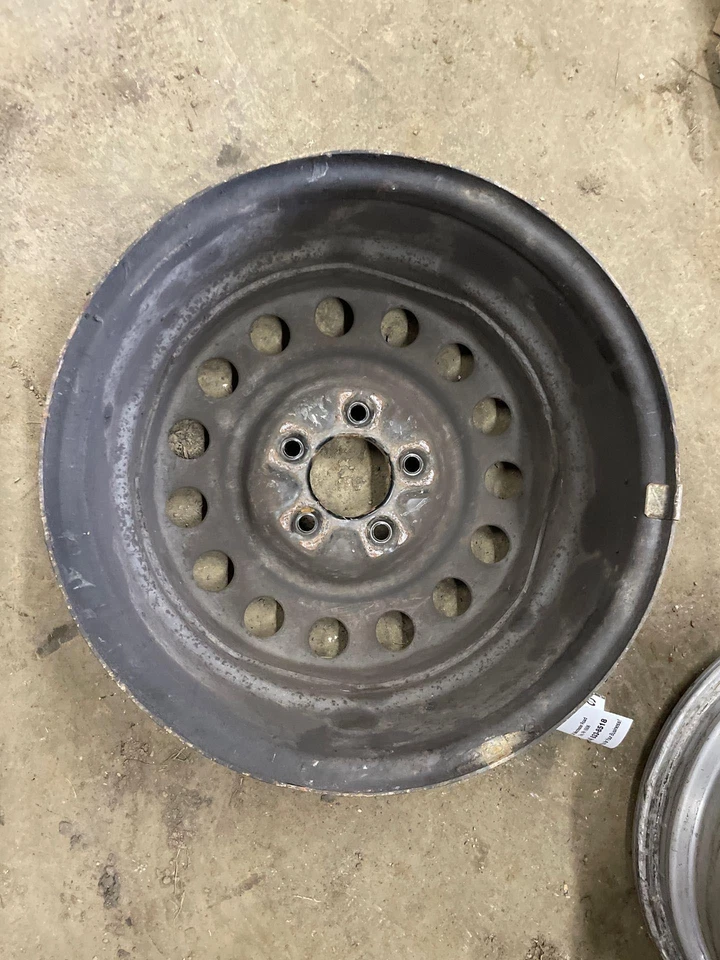 Wheel BUICK RENDEZVOUS 00 01 02 03 04 05 06 07 08 09 10 11 16X6-1/2 STEEL Foto 4 de 4