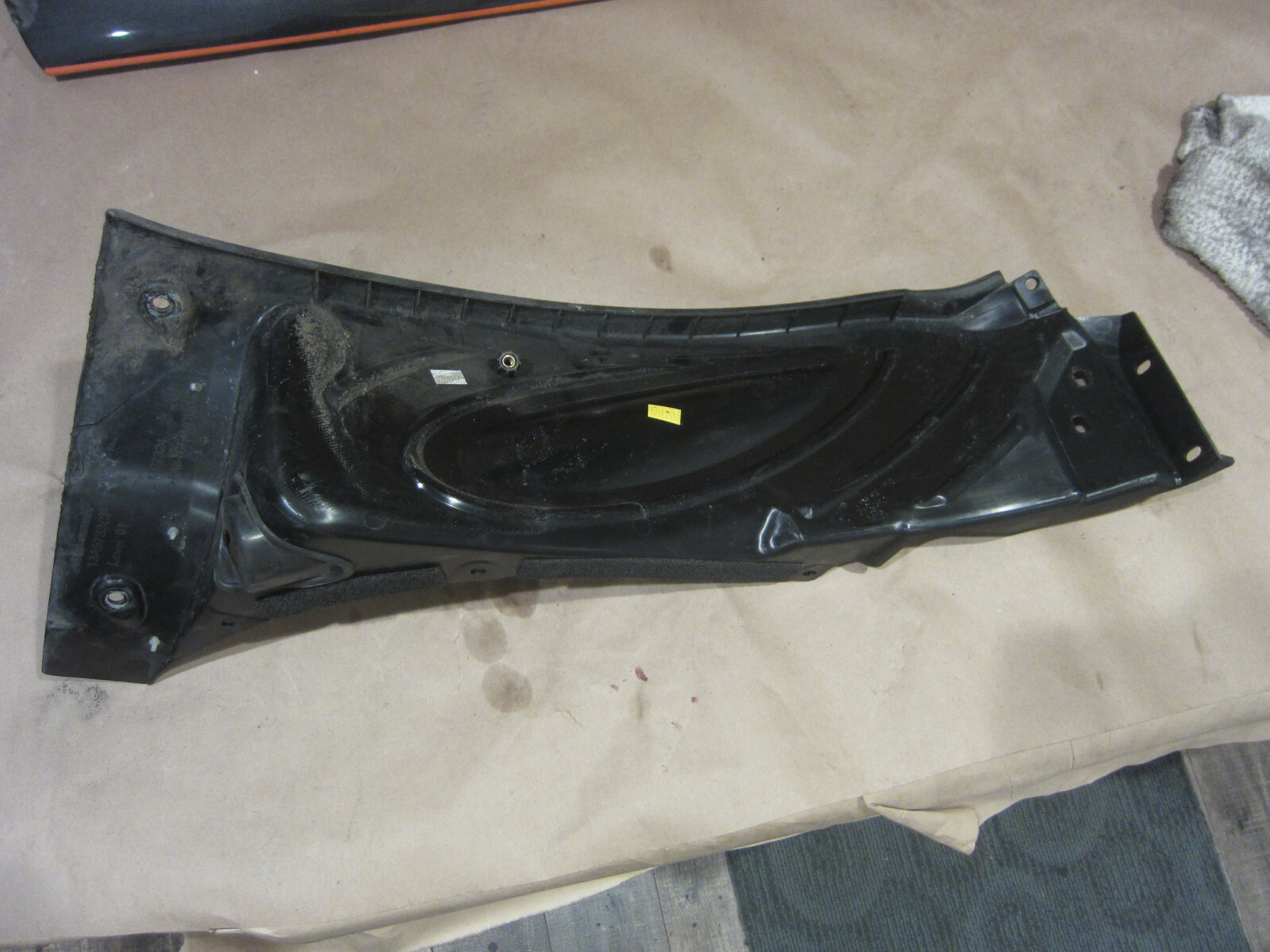 McLaren 570S - RH Front Side Inner Guard Moulding- P/N 13A5733CP