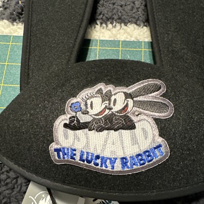 Rare Disney Parks D100 Oswald Lucky Rabbit CAST MEMBER  display picture 3