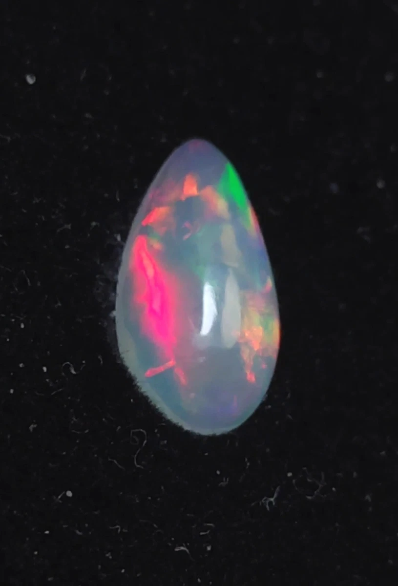 Cabochon Opale Welo Blanche D'Éthiopie 0,46 Cts - Forme Ovale, Naturelle