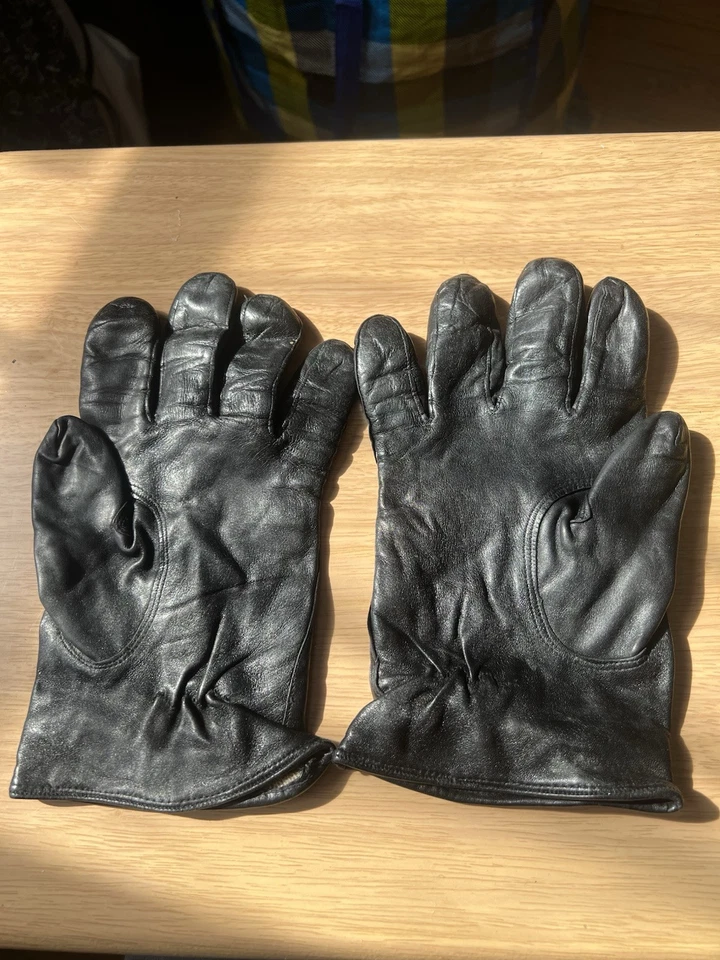 Barney’s NY Leather Gloves Foto 2 de 3