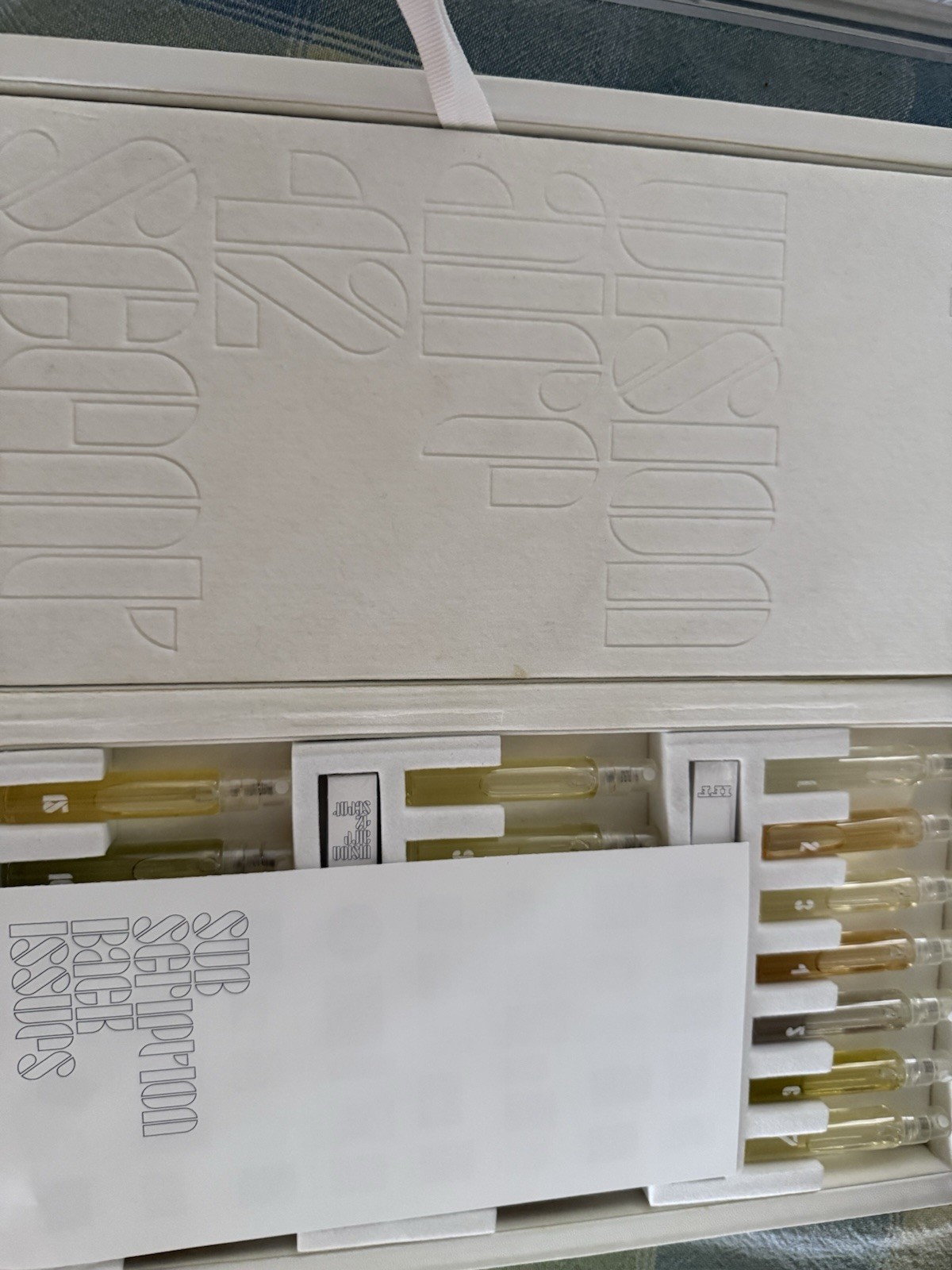 Extremely RARE: Visionaire  fragrance scent book Limited Edition #0653/4000