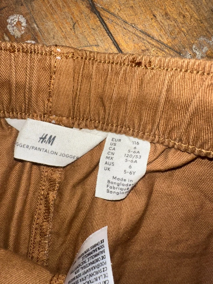 Pantalones Jogger H&M Niños 6 Marrón Pierna Cónica Cortada Bolsillo Cintura Elástica Cordón Foto 4 de 4