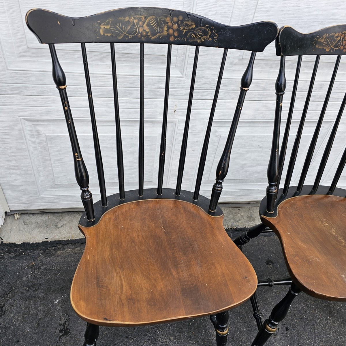2x Bundle L.Hitchcock-2 SIGNED STENCILED BLACK SPINDLE BACK CHAIRS