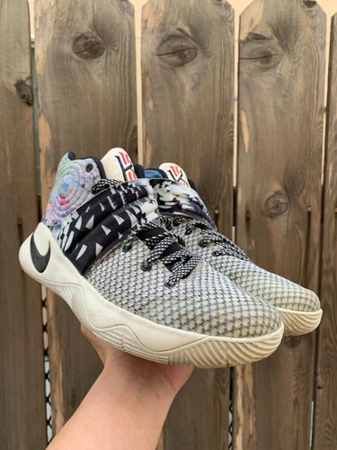 kyrie 2 effect footlocker