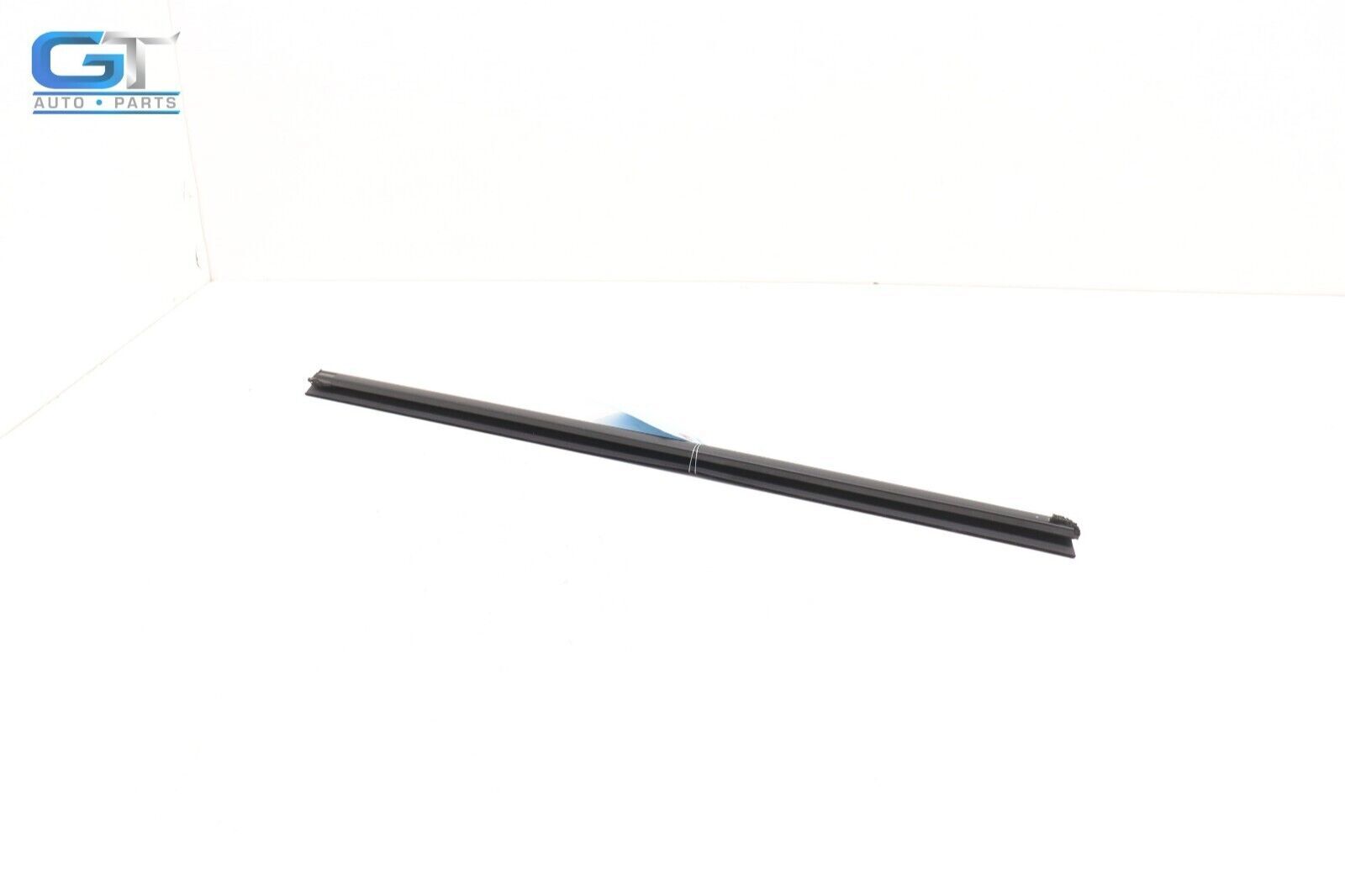 2024 CHEVROLET TRAX FRONT LEFT DRIVER DOOR WINDOW INNER WEATHERSTRIP SEAL OEM