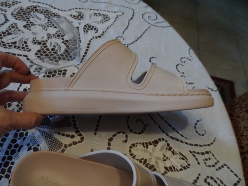 Alexander McQueen Light Pink Rubber Slide Sandals Size 39B - Picture 11 of 23