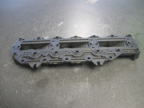 Johnson Outboard 0335194 150HP Intake Manifold - Foto 7 di 9