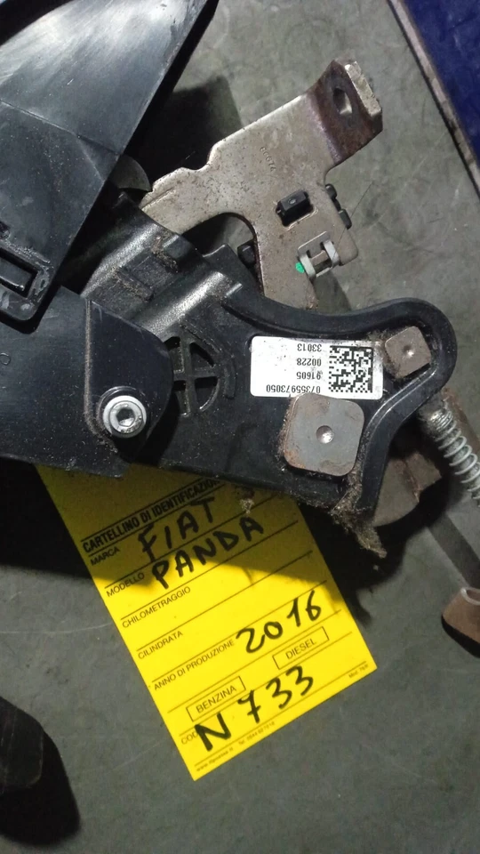 Leva Freno a Mano Fiat Panda 2016 - Immagine 2 di 2
