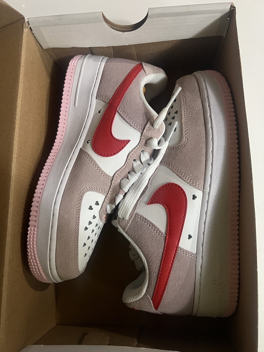 PSーLOVE Nike Air Force 1 07 QS Valentines Day DD3384-600 | More Sneakers