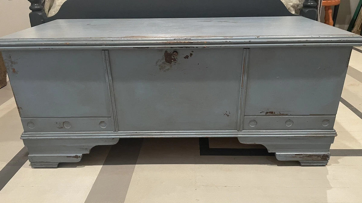 Caswell Runyan Cedar Chest Painted Distressed Blue Gray Great Used Condition