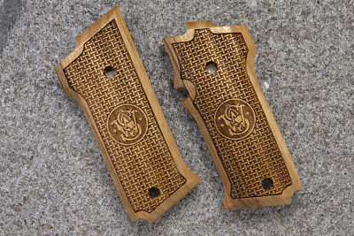 Smith & Wesson Model 59, S&W MOD 59 custom walnut wood grips ''MASH & LOGO''