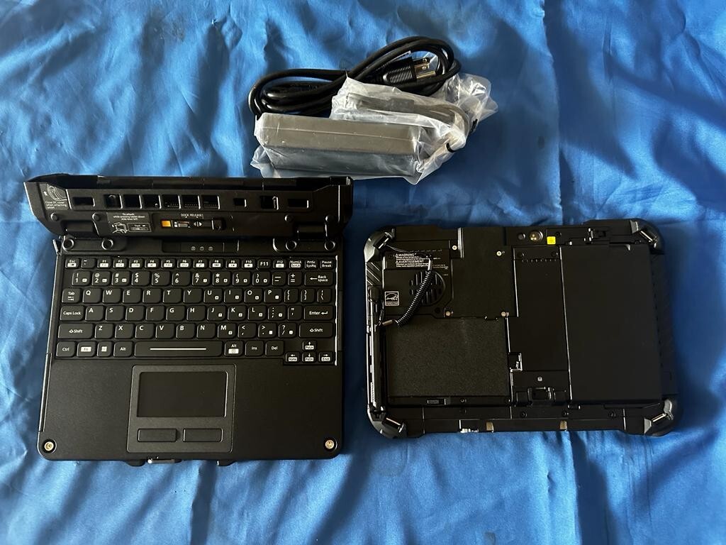 Genuine Panasonic FZ-VEKG21LM/Toughbook FZ-G2 10