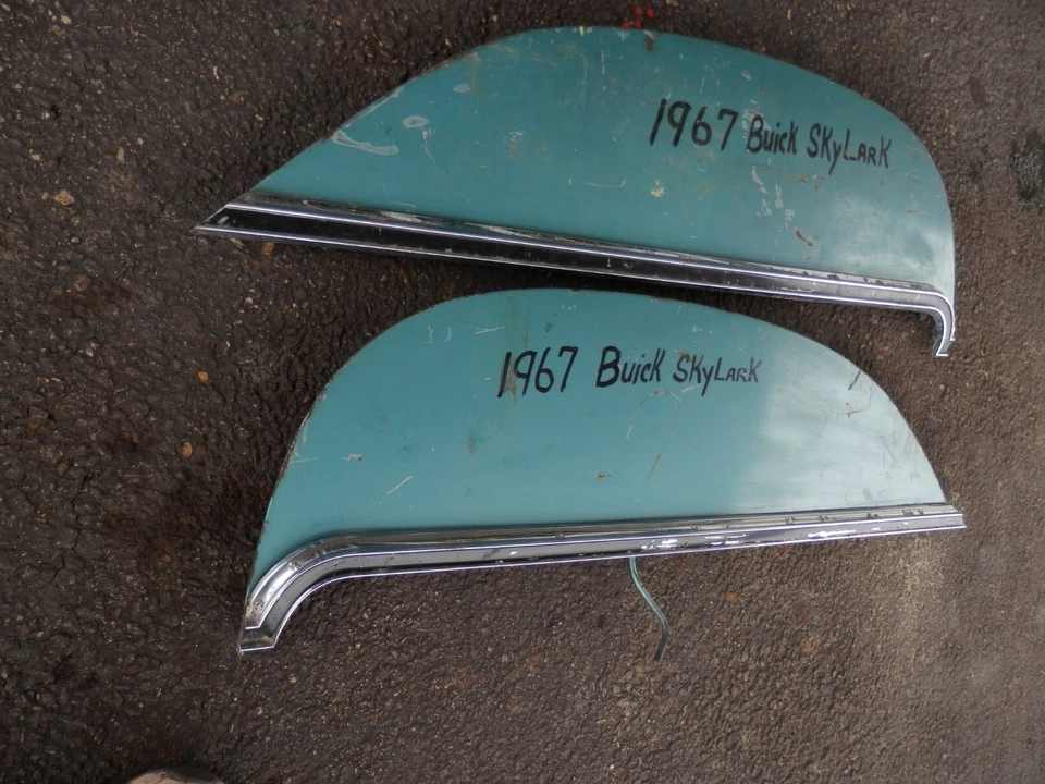 Par de faldas guardabarros 1967 Buick Skylark OEM RH y LH Foto 3 de 4