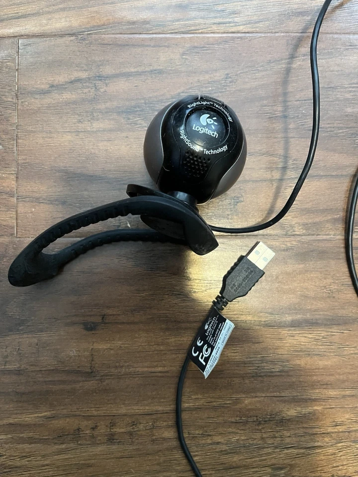 Logitech Rightlight Rightsound Technology USB Camera For PCs - Image 2 of 2