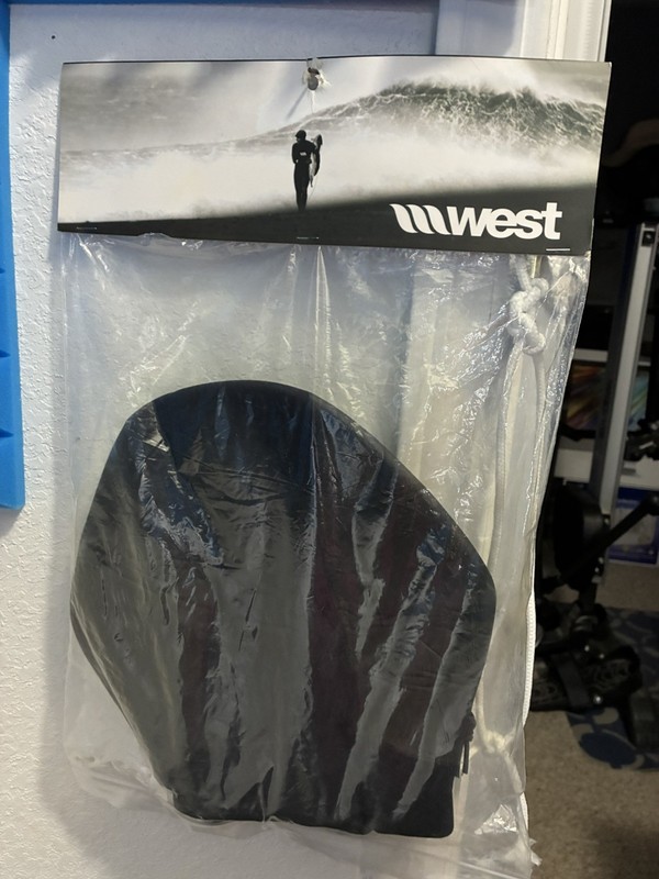 West Surfing Hood , 4mm GBS full,  size XL New In Package